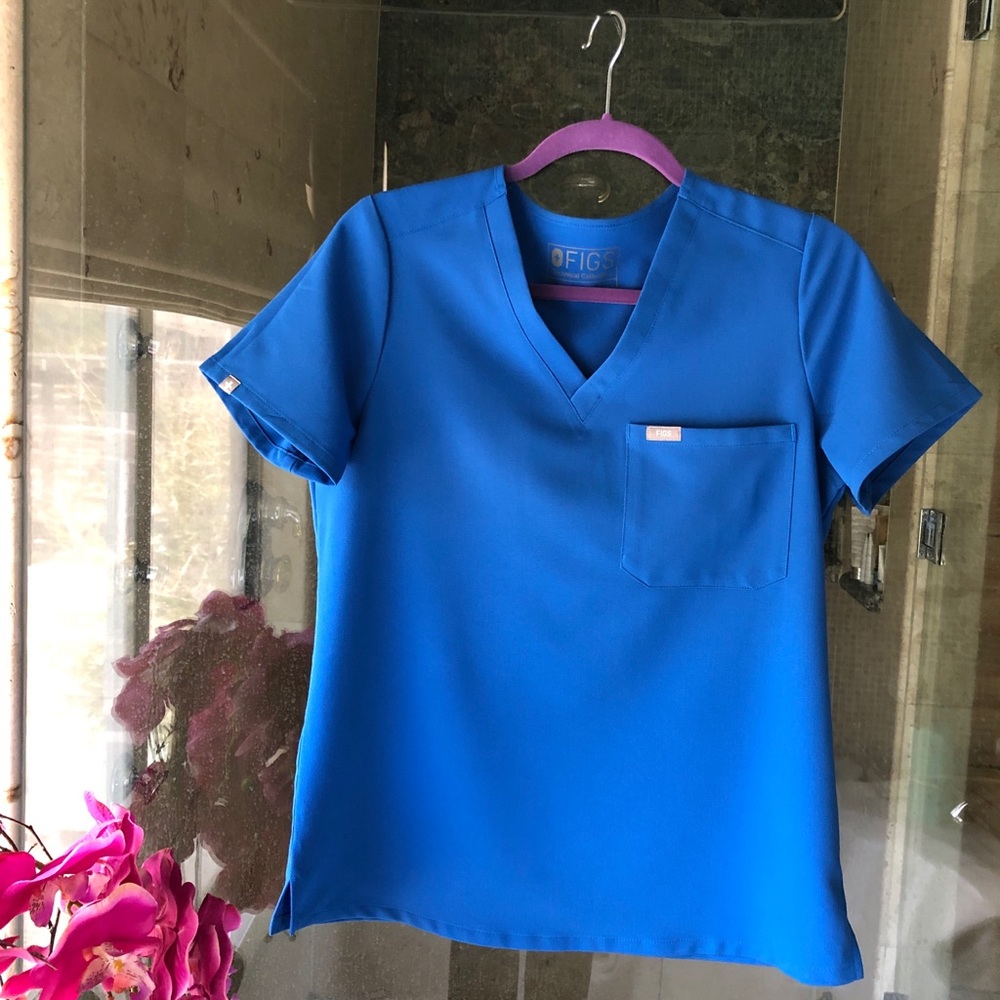 Figs Scrub Top